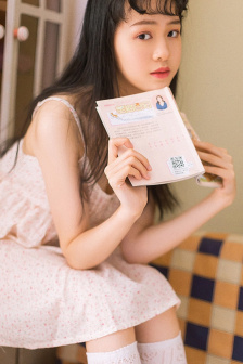 太子边走边挺进她的H